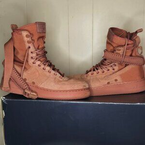 Men's Nike SF Air Force 1 High, Size 8